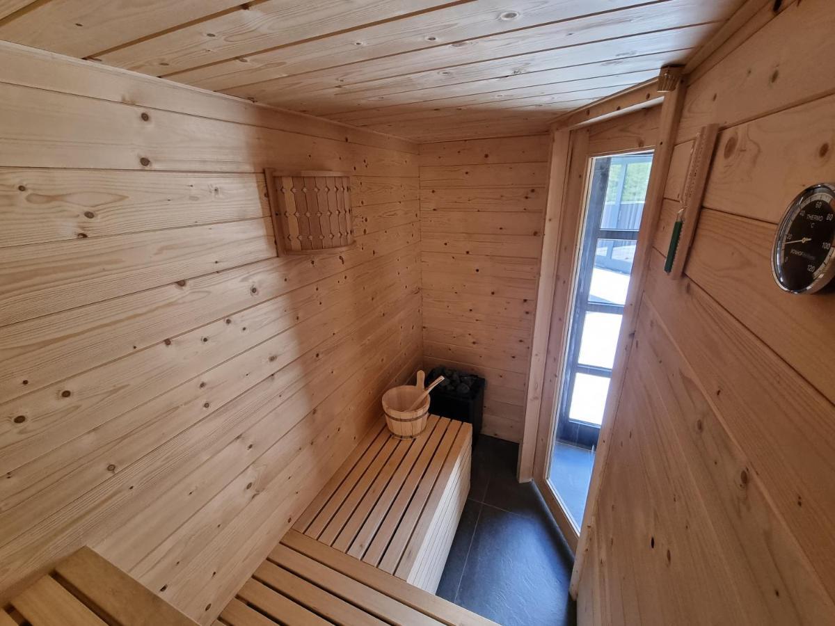 Chalet Met Sauna En Airconditioning Sint-Annaland Eksteriør bilde